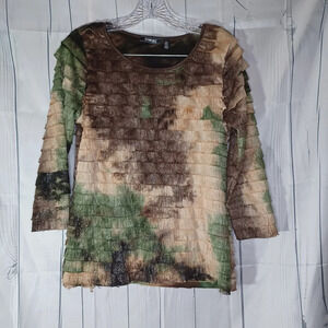 Elementz petite 3/4 sleeve Ruffle shirt with sparkles